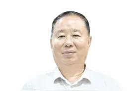 楚商齐聚荆州 纵论家乡发展 | 广东省湖北商会会长滕华国： 为家乡招商引资 招才引智搭建桥梁图片