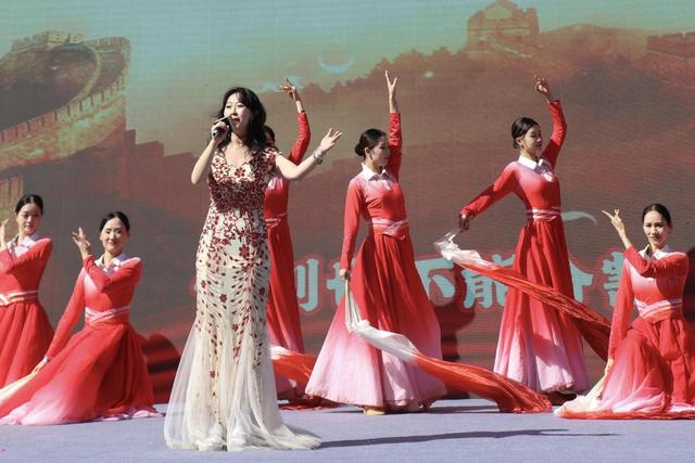 侨聚永泰 泉暖乡情——2025侨家乐·福建省华侨美食风情文化交流活动在永泰赤壁盛大启幕