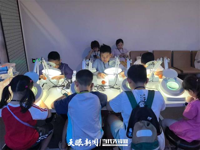 日均接待游客破万人次！贵州省地质博物馆暑期研学游火爆