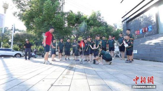 湖南安仁退役军人创办航天科普基地 点亮家乡孩子科学梦