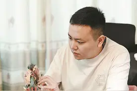 “纸”上有乾坤！“95后”福建小伙凭纸艺绝活走红网络图片
