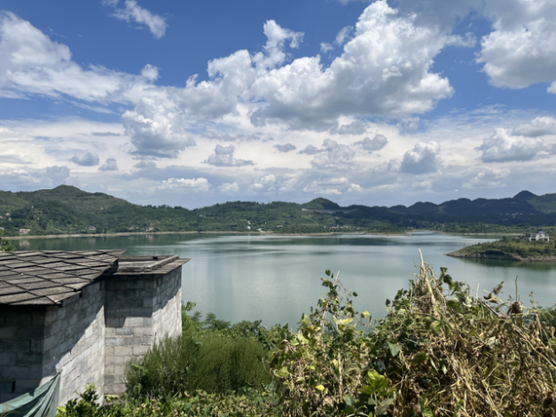 避暑客住进的哥家 从“师傅”变成了“兄弟”