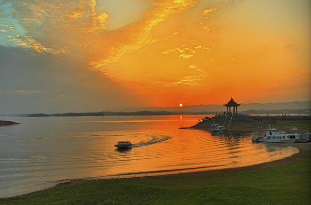 荆州赏秋地图｜不止中心城区！荆州县域秋景图鉴出炉，N个绝美点位等你来打卡！