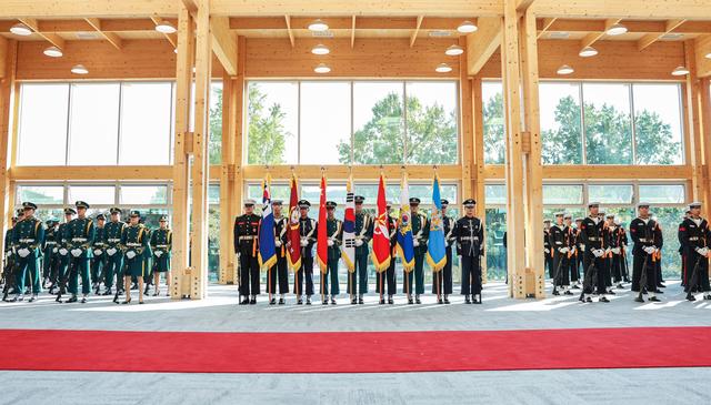 高清大图｜习近平出席李在明举行的欢迎仪式