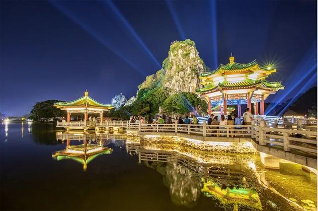 关于七星岩景区夜间暂停开放的通告