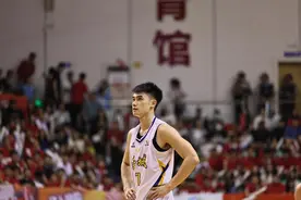 “00后”身高188厘米！东莞本土再出一名CBA职业球员图片