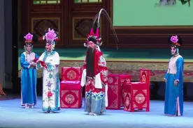 沉浸式观剧，京剧经典传承剧目《四郎探母》走进苏州经贸职业技术学院图片