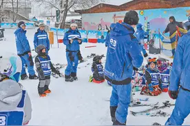 延长产业链条 突破时空限定（国际视点）图片