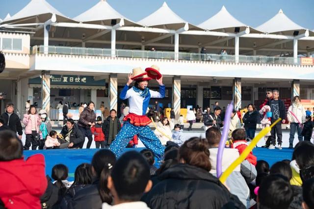 来松江玩雪！上万平方米冰雪世界开园