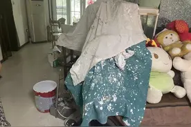 有房却租房6年？女子因楼上漏水而无法重新装修入住，物业：协商不成可起诉图片