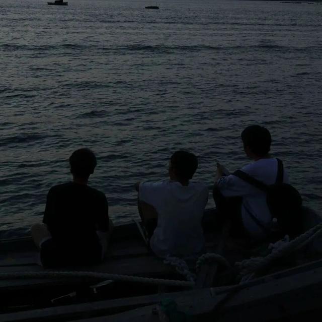 跟着赛事去旅行 | 尾金滩：追风逐浪，邂逅日落