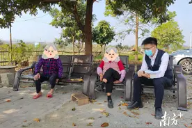 雨衣草帽作“战甲”，江门开平市公证处跋山涉水护公正图片