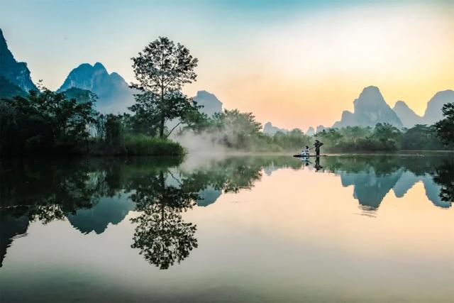 新华社携手董宇辉走进广西边关秘境，这里的山水“有点甜”……