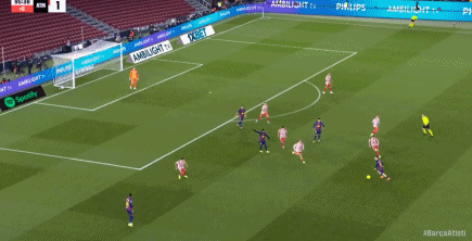 西甲：巴萨3-1逆转马竞