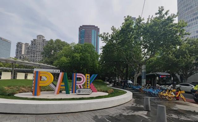 这条贯穿长宁东西部的公交，串联这么多游玩的打卡地→【乘巴士游长宁】