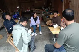 【科技之光 照亮乡村】访民情、听民意、解民忧、聚民心——贵州科学院派驻江口骆家屯村驻村队员刘辛洁提升群众认可度图片
