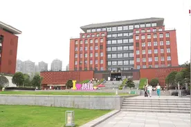 广州执信中学2024年计划招生1350人，天河校区招收700人图片