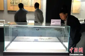 台胞祖孙三代同校友：闽台中医药交融的写照图片