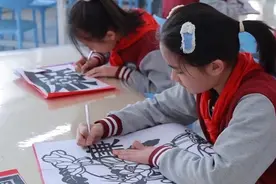 潍坊高新区：校园处处“廉”花开图片