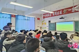 绵阳市盐亭县教研室领导深入盐亭华宸英才学校开展教学视导工作图片