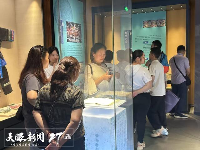 凭借特色展览、创新活动与贴心服务 贵州公共文化场馆成热门打卡地