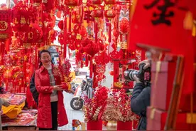 “红透”半边街 来成都这几条街巷感受浓浓年味｜图集图片