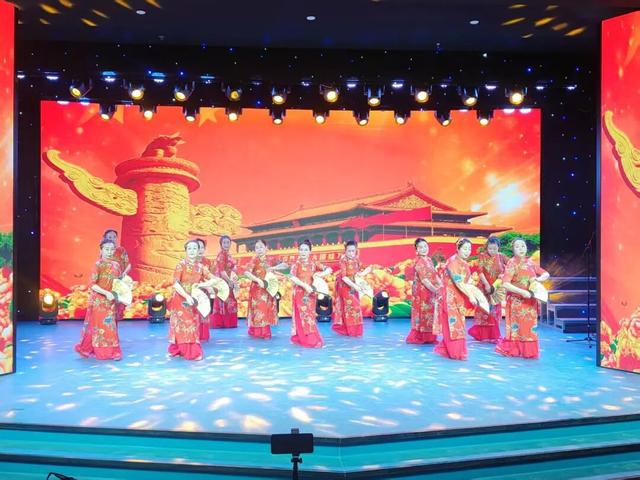 【争一流 当冠军 文旅尖兵在行动】市展览馆举办“多彩张垣 魅力金秋”——庆国庆文艺晚会（二）