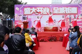 天猫优品电器兴义超级旗舰店正式开业图片
