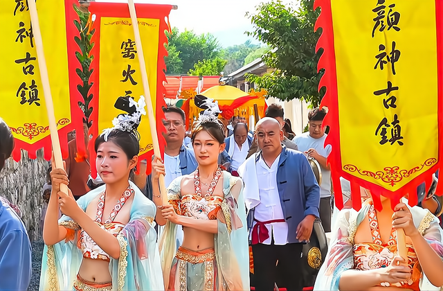 在场丨窑神赐福，穿越千年！颜神古镇复活土与火的史诗