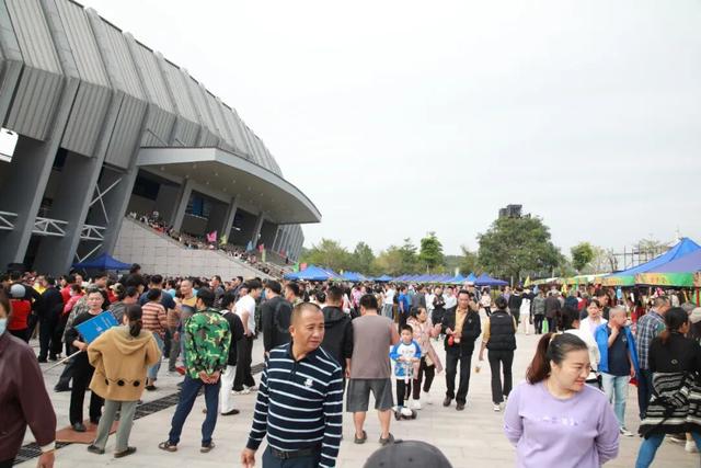 2025年白沙“啦奥门”雨林与您山兰文化活动启幕