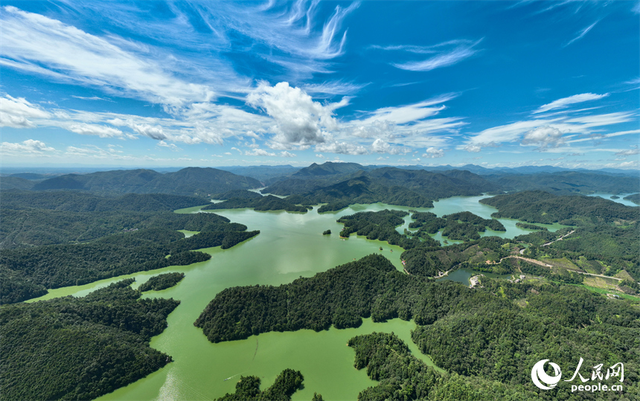 江西上犹：湖光山色景如画
