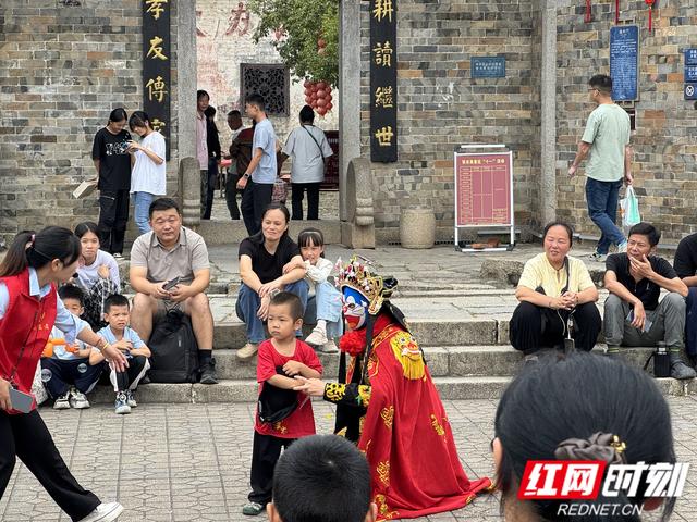 组图丨三日接待游客近4万！岳阳张谷英景区双节同庆 实力“圈粉”