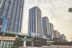 首期楼栋进入外立面施工阶段 广州足球公园已恢复预售资格图片