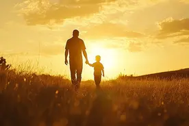 “他30年没管过我”！沪一男子拒绝赡养父亲，但想继承遗产……法院这么判图片