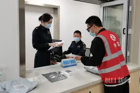 武汉天河、花湖机场实现跨境货物联运中转！转运效率提升30%图片