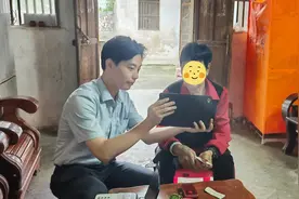 社保卡换卡“零跑腿”，蕉岭农行暖心服务八旬老人图片