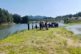 悲剧！亲兄弟双双溺亡！世界游泳冠军30秒教你溺水自救法图片