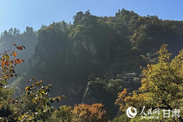 行进中国 | 秋染崆峒
