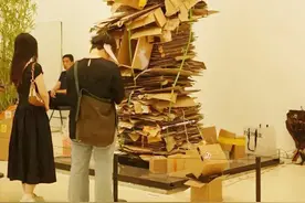 看不懂！造价上万，央美毕业展作品是艺术还是“垃圾”？图片