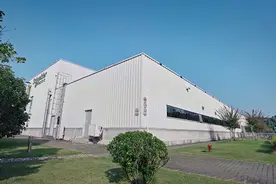探访施耐德“端到端灯塔工厂”：智能技术引领供应链革新图片