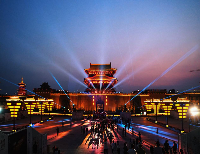 解锁古今对话！记者节采风让溱洧文化“活”起来、“火”起来