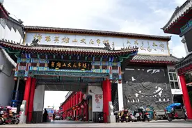 走进英雄山文化市场，感受济南的“文化脉动”图片