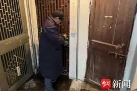 水管堵塞污水外溢，社区、物业联手解民忧图片