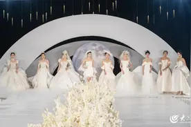 “月升沧海”日照苏宁诺富特酒店秋季主题婚礼秀浪漫上演图片