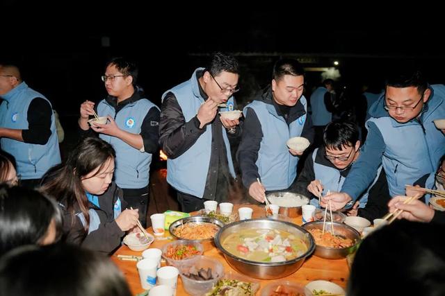 十二载初心不改，巴中青年再踏“重走红军路”征程