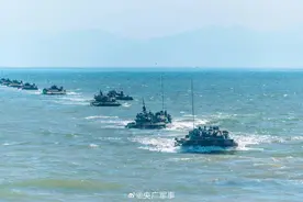 跨海投送！直击海陆联合训练现场图片
