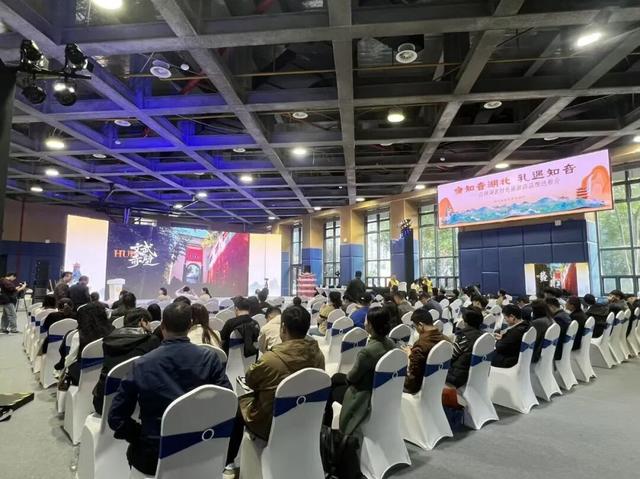 非遗“潮”起来！中国手艺网携文创精品亮相湖北文旅盛会