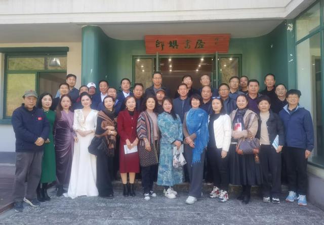 太白黄柏塬第三届金秋红叶诗会火热举行