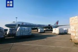中国向缅甸提供的首批救援物资启运图片