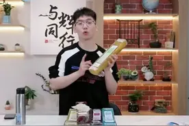 驻马店品牌，中！“梦莉娇”在与辉同行直播间卖火了图片